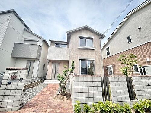 大阪府茨木市真砂玉島台 2階建 築12年11ヶ月