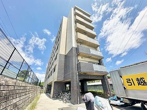 大阪府吹田市千里万博公園 7階建 築8年4ヶ月