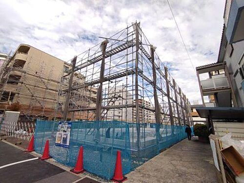 大阪府茨木市天王２丁目 3階建 