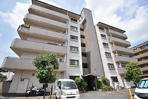 大阪府摂津市鳥飼和道２丁目 賃貸マンション