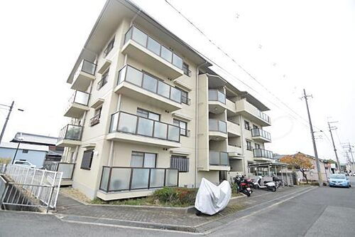 大阪府茨木市耳原３丁目 築37年9ヶ月 4階建