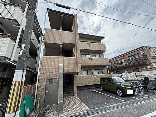 兵庫県西宮市里中町２丁目 賃貸マンション