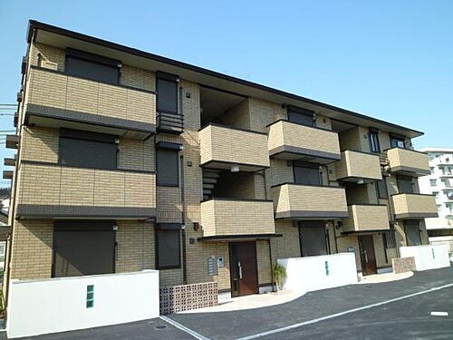 大阪府堺市西区上野芝町７丁 築11年3ヶ月 3階建