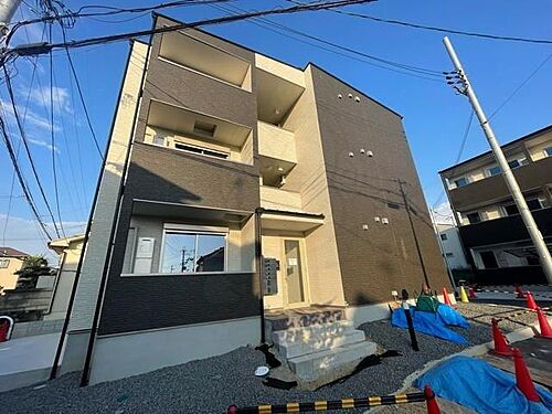 大阪府堺市東区日置荘西町６丁 築2年4ヶ月 3階建