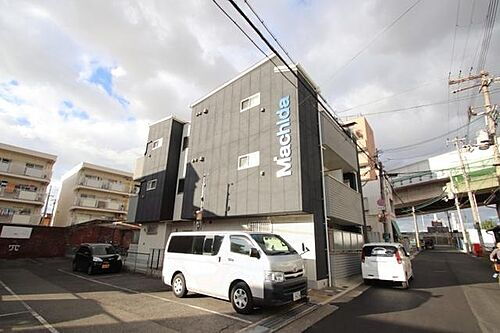 大阪府堺市堺区七道西町 築10年6ヶ月 3階建