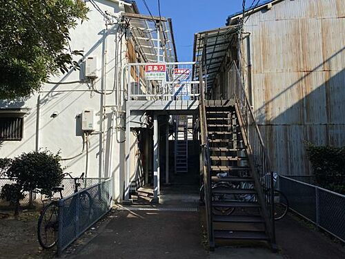 大阪府堺市堺区北清水町１丁 賃貸アパート