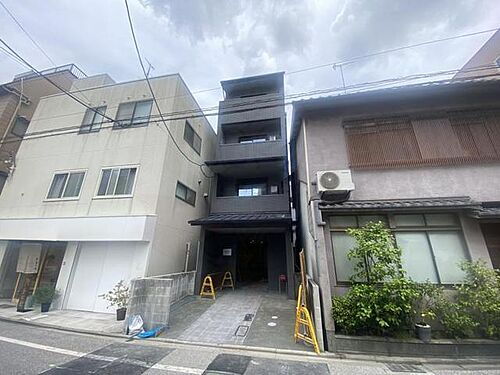 京都府京都市東山区田中町 4階建 築2年1ヶ月