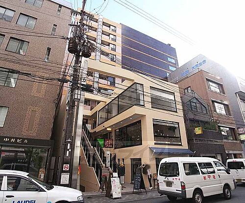 京都府京都市中京区三条通東洞院西入梅忠町 賃貸マンション