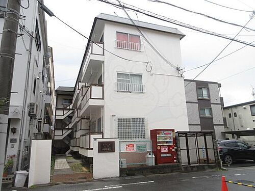 大阪府茨木市稲葉町 3階建