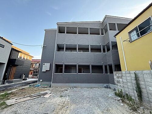 大阪府摂津市正雀３丁目 賃貸アパート