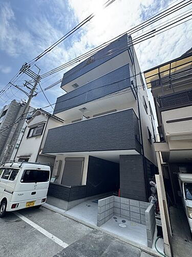 兵庫県西宮市今津水波町 4階建 