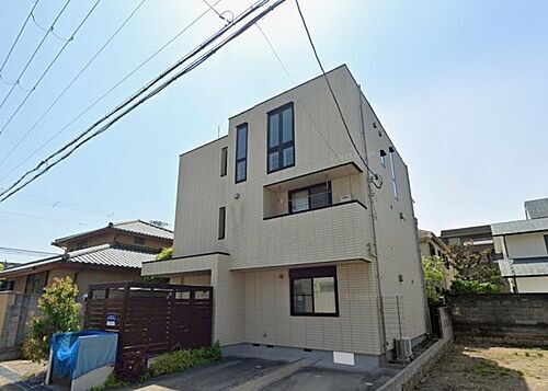 兵庫県芦屋市大原町 築14年9ヶ月 3階建