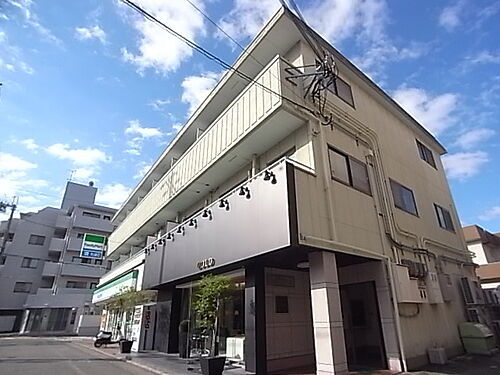 兵庫県西宮市二見町 築42年4ヶ月 3階建