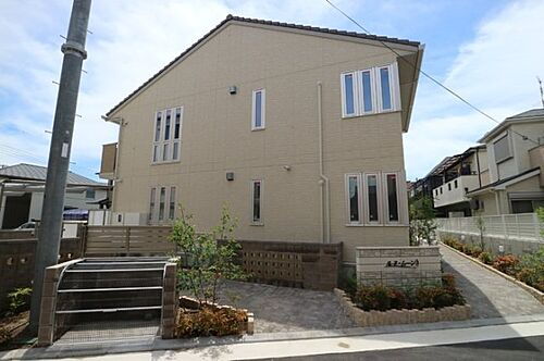 兵庫県尼崎市西難波町２丁目 築3年6ヶ月 2階建