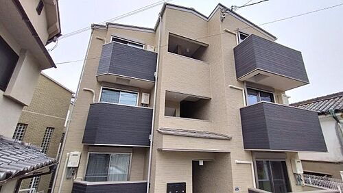兵庫県神戸市兵庫区菊水町１丁目 3階建 築2年1ヶ月