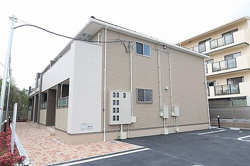 兵庫県伊丹市東野３丁目 築7年11ヶ月 2階建