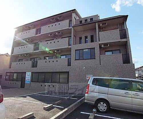 京都府京都市伏見区深草出羽屋敷町 賃貸マンション