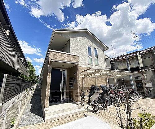 京都府京都市右京区太秦奥殿町 賃貸アパート