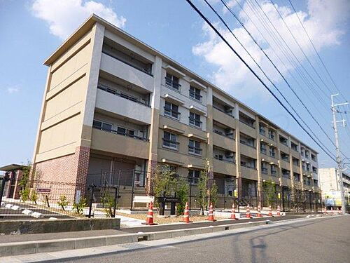 ２ａｐａｒｔｍｅｎｔ 4階建