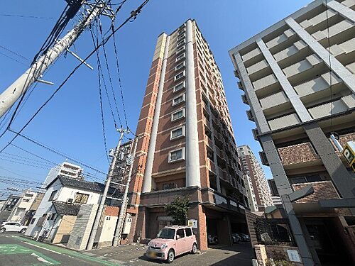 福岡県福岡市博多区博多駅南５丁目 15階建