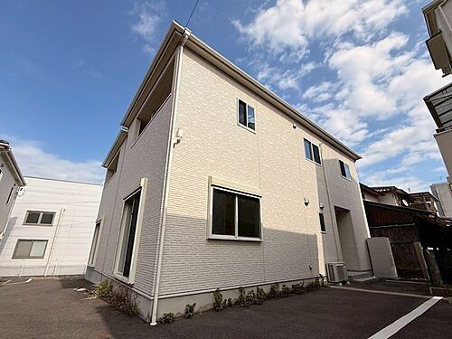 滋賀県大津市馬場１丁目 賃貸一戸建て