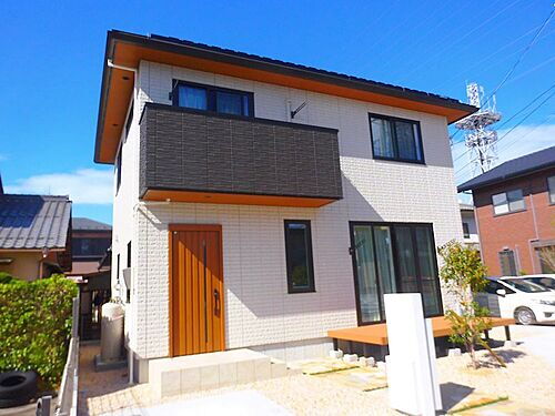 滋賀県近江八幡市中村町 賃貸一戸建て