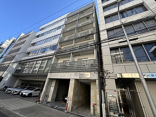 大阪府大阪市淀川区西中島４丁目 8階建 築21年9ヶ月