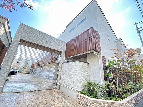 兵庫県宝塚市雲雀丘２丁目 テラスハウス