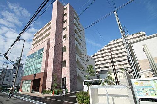大阪府寝屋川市香里南之町 築3年8ヶ月 8階建