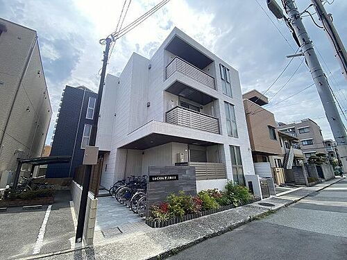 兵庫県西宮市甲子園口北町 築3年10ヶ月 3階建