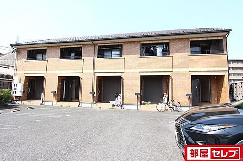 愛知県北名古屋市高田寺東の川 テラスハウス