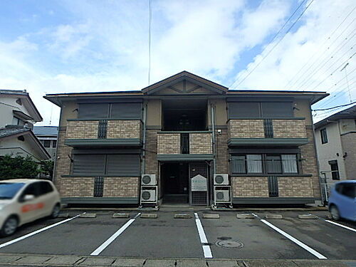 栃木県小山市駅南町４丁目 2階建 築23年10ヶ月