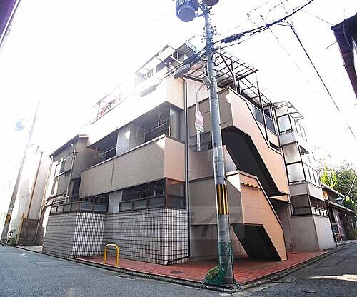 京都府京都市下京区和気町 築40年10ヶ月 3階建