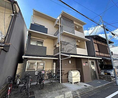 京都府京都市下京区今大黒町 築12年9ヶ月 3階建