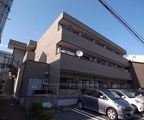 京都府京都市中京区壬生土居ノ内町 築20年9ヶ月 3階建