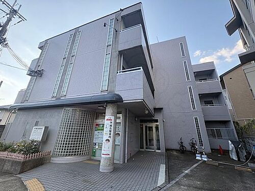 京都府京都市山科区御陵鴨戸町 3階建 築27年10ヶ月