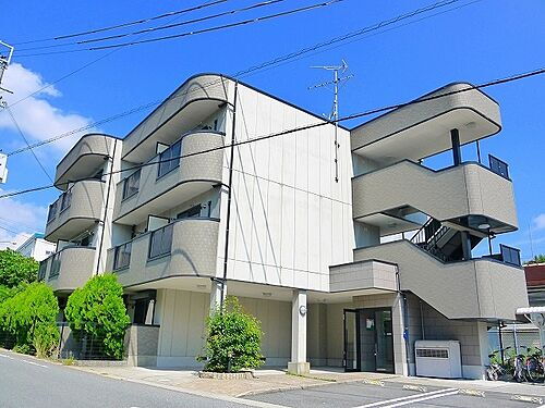 奈良県奈良市宝来町 3階建 築20年6ヶ月
