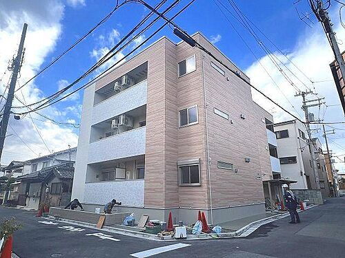 大阪府東大阪市吉田５丁目 3階建 