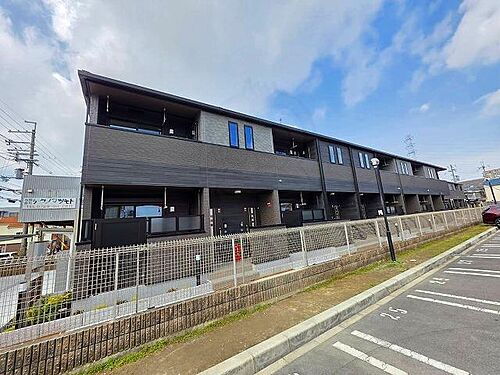 大阪府東大阪市中石切町５丁目  2階建