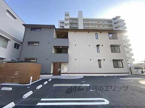 京都府京都市下京区西七条八幡町 3階建 