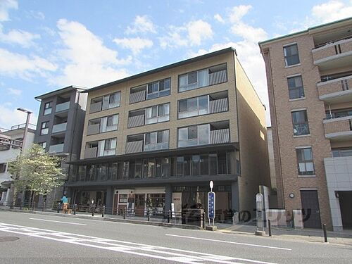 京都府京都市東山区中之町 5階建 築10年6ヶ月