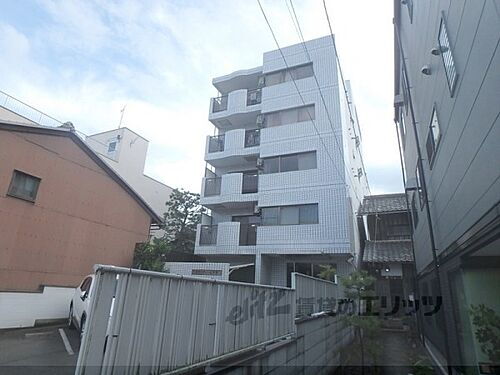 滋賀県大津市京町３丁目 築38年9ヶ月 5階建