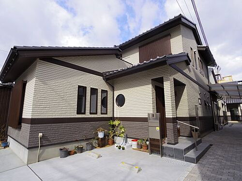 奈良県奈良市三条町 2階建 築6年6ヶ月