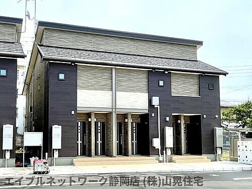 静岡県静岡市葵区上足洗１丁目 2階建 