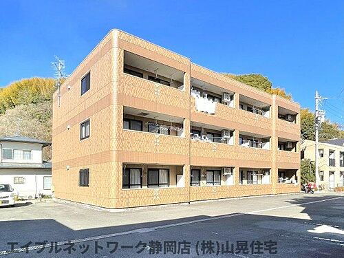 静岡県静岡市葵区南沼上３丁目 3階建 築16年1ヶ月