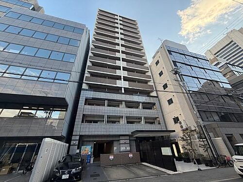 大阪府大阪市中央区備後町１丁目 15階建 築18年10ヶ月