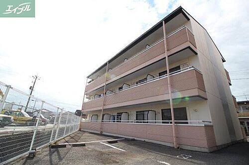 岡山県岡山市北区下伊福本町 3階建