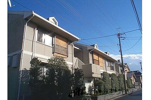 京都府京都市西京区山田弦馳町 2階建