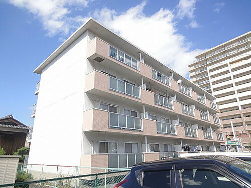 駅前コーポラス