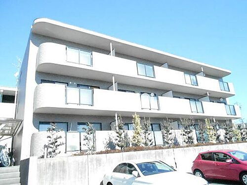 マンション景桜 3階建